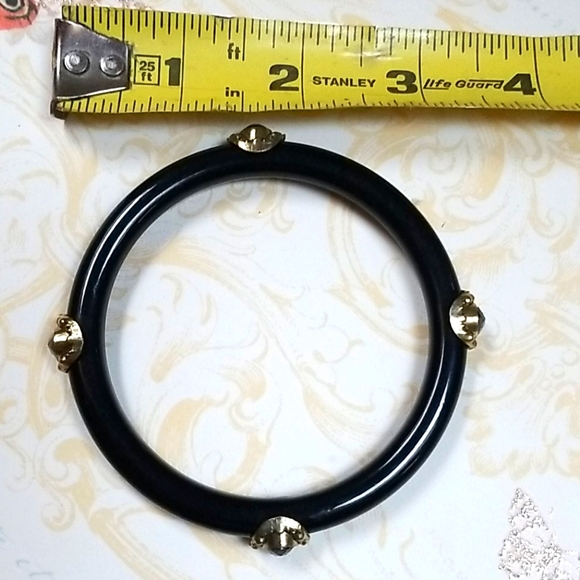 Vintage Black Lucite Crystal Bangle Bracelet - Picture 9 of 12